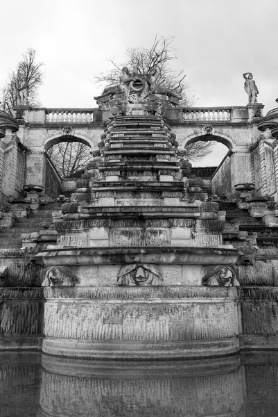 Paris - Fountains Galore - 3428